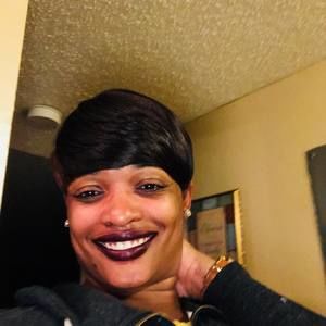 Meet your Posher, Zandra